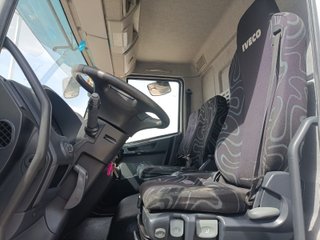 IVECO 180E 25 2015