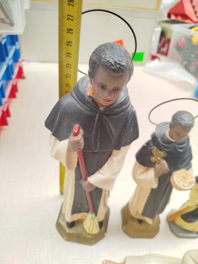 Lote figuras religiosas con defectos