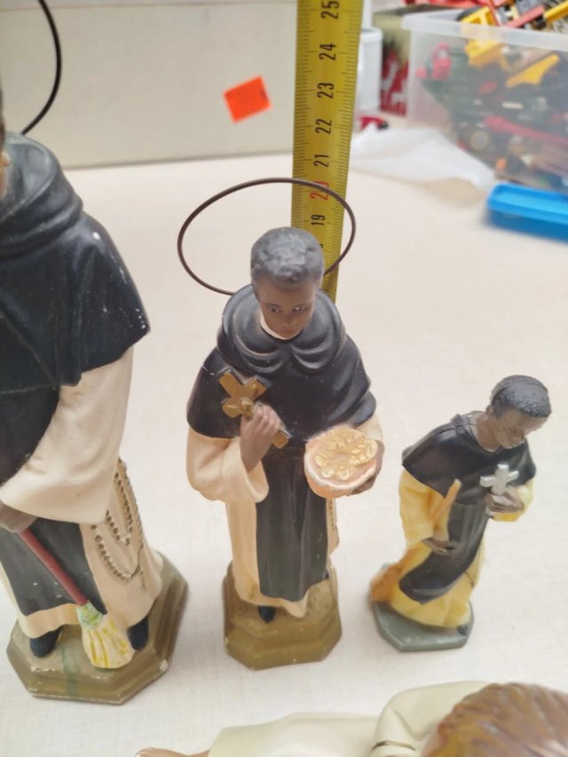 Lote figuras religiosas con defectos