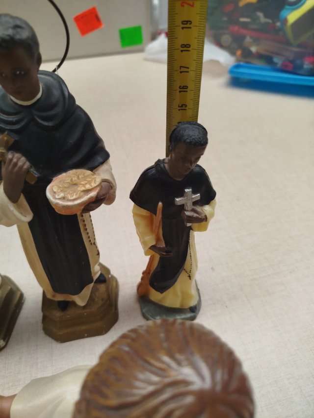 Lote figuras religiosas con defectos