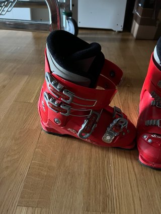 Botas de esquí rojas talla 36
