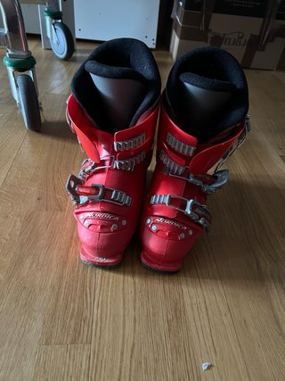 Botas de esquí rojas talla 36