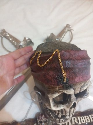 Decoración Piratas del Caribe Calavera Espadas