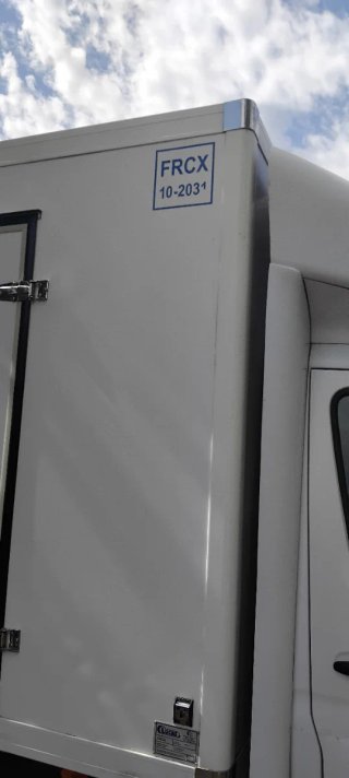 Camión  frigorífico  caja nueva Mercedes-Benz