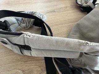 Mochila portabebés Boba gris