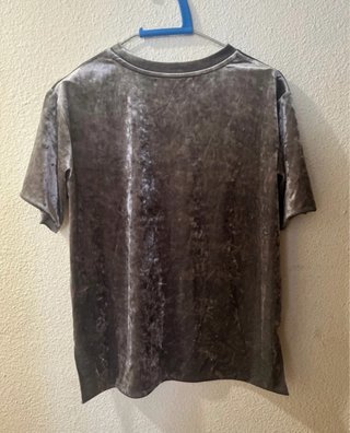 Camiseta terciopelo plata