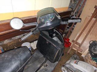 Vespa XT 200cc Negra