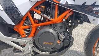 KTM 690 SMC-R 2016 Supermotard 40.000 km