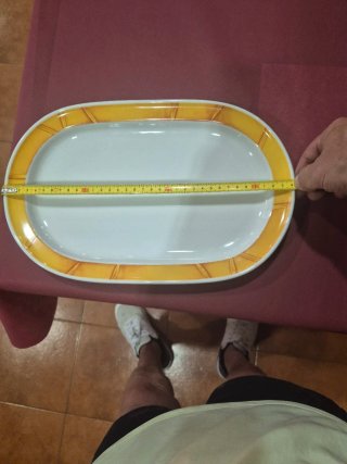 Platos de presentación y bandejas sin estrenar