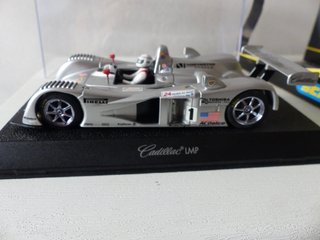 CADILLAC LMP ( CON CAJA ) SCALEXTRIC