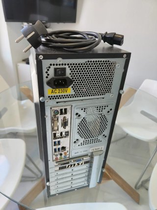 Lote 2 PCs Oficina Pentium G3250 - Intel i3
