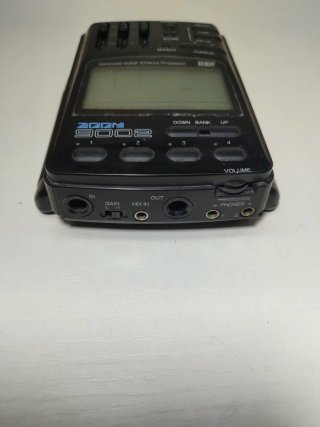 Procesador Guitarra Zoom 9002 Vintage funcionando