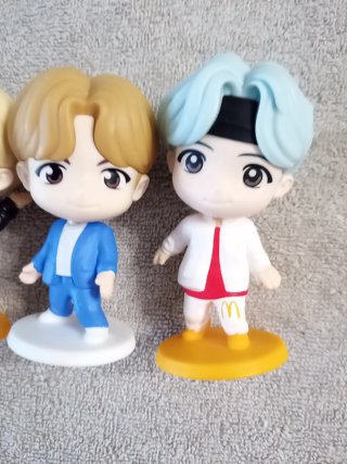 Muñecos Tiny Set 4