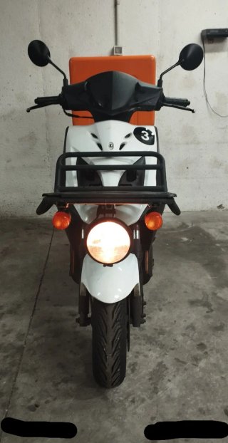Kymco Carry 125 800