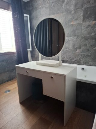 Mesa Tocador/Escritorio IKEA Blanca