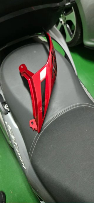 Tapa trasera derecha Street Triple 765 RS