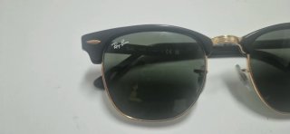 Gafas de Sol Ray-Ban Clubmaster Negras y Doradas