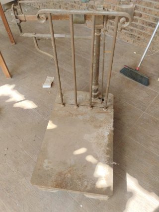 Báscula Montañesa Antigua