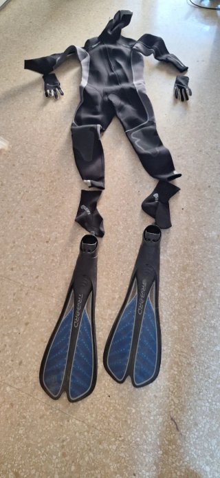 Traje de buceo completo
