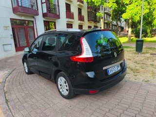 Renault Grand Scenic 2016
