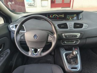 Renault Grand Scenic 2016