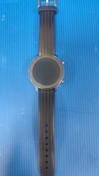 Reloj Amazfit GTR 47mm cromo con cable de carga