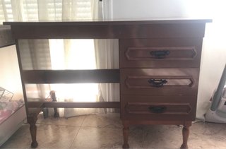 Mesa escritorio madera con cajones