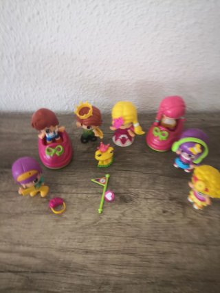 Muñecos Pin y Pon hay 7 y dos autochoques  no envi