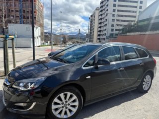 Opel Astra 2013