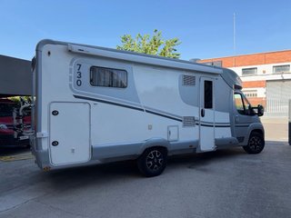 AUTOCARAVANA PERFILADA ILUSION CAMA ISLA