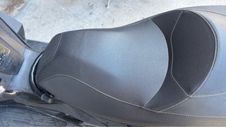Kawasaki J300 2018 Maxi Scooter Negra