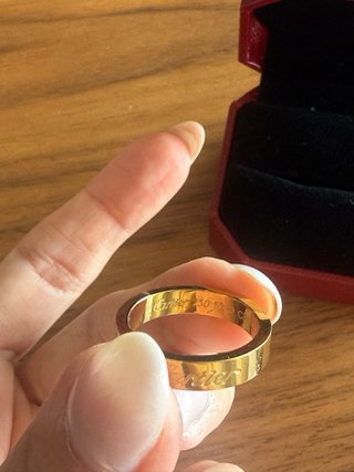 Bracciale e anello Cartier oro