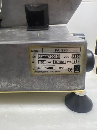 Cortadora de embutidos profesional
