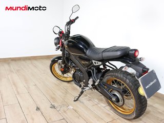 YAMAHA XSR 125 LEGACY