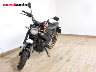 YAMAHA XSR 125 LEGACY