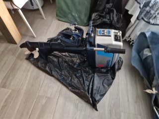 Motor zodiac d 8 cv semi nuevo  poco uso
