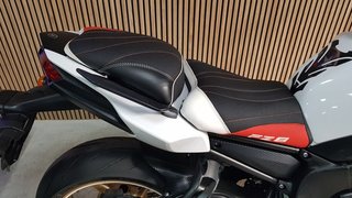 YAMAHA FZ8 S