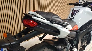 YAMAHA FZ8 S
