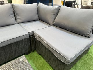 Conjunto Sofá y Mesa Exterior Ratán