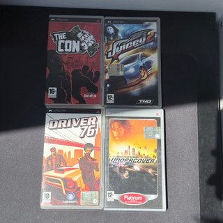 Lotto 4 giochi PSP