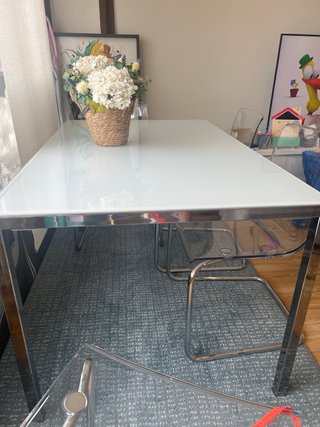 Mesa comedor cristal TORSBY + 4 sillas TOBIAS