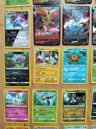Lote 48 Cromos Pokémon Oficiales