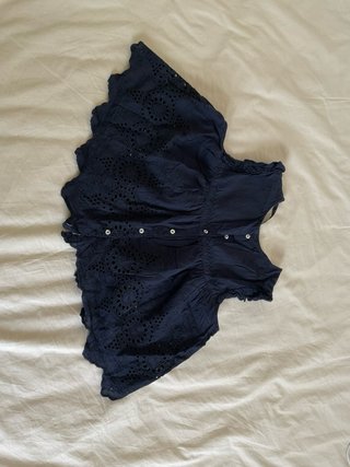 Blusa Zara bordado inglés azul marino