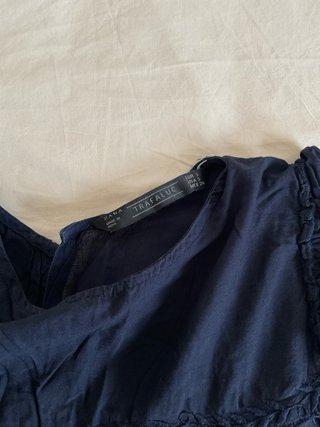 Blusa Zara bordado inglés azul marino