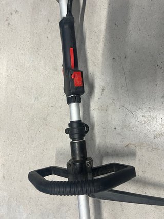Desbrozadora gasolina STERWINS con accesorios