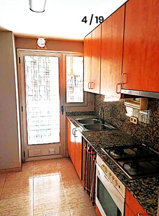 Habitación amplia y luminosa para estudiantes Salt