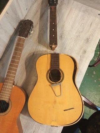 2 Guitarras para restaurar