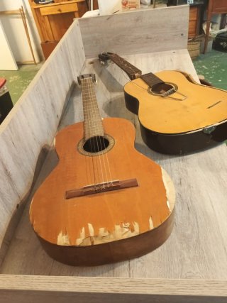 2 Guitarras para restaurar