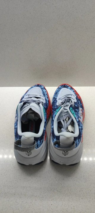 Zapatillas Hoka Speedgoat 6 Talla 42