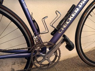 Bicicleta de carretera con accesorios incluidos